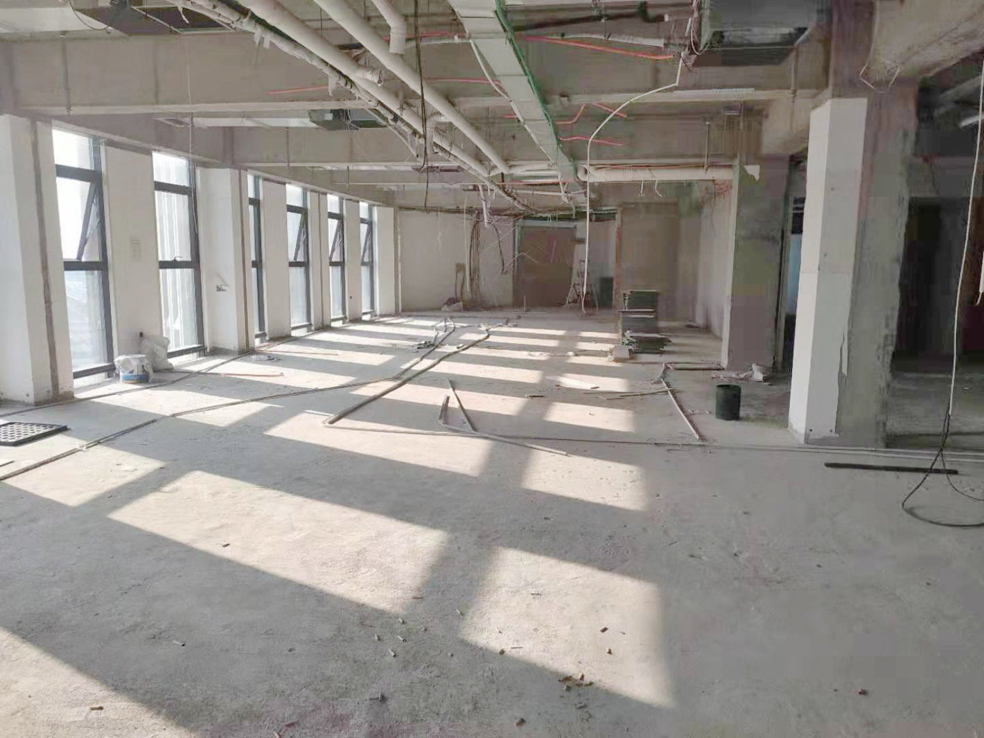 耀光中环国际广场普陀 耀光中环国际广场 906平米 中等装修