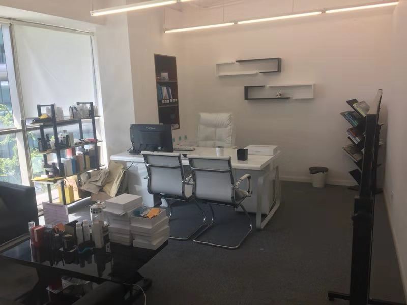 天会商务广场(凌空SOHO)长宁 天会商务广场(凌空SOHO) 259平米 中等装修