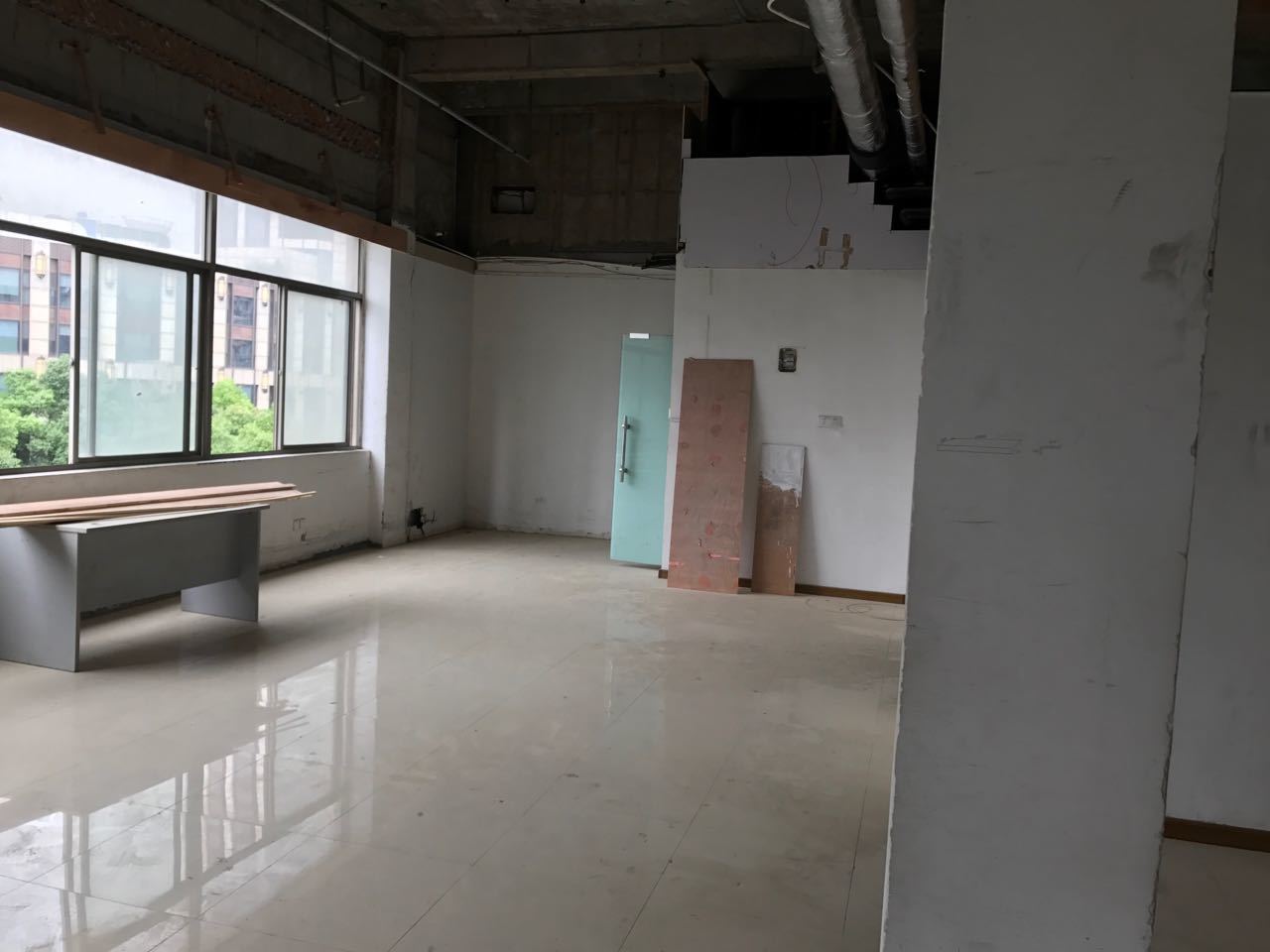 百谷源商务中心黄浦 百谷源商务中心 331平米 毛坯