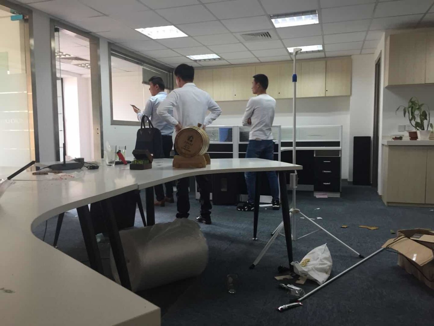 复城国际898号大楼142平米办公室出租-租金价格3.75元/m²/天