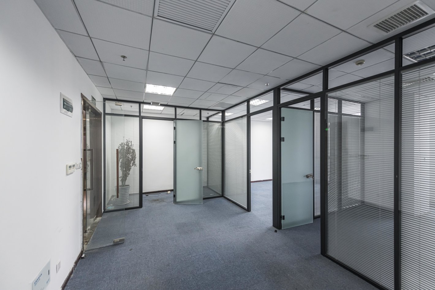 浦东 禹州广场 86平米 精装修