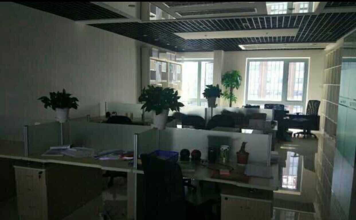 普陀 杰地大厦 117平米 中等装修