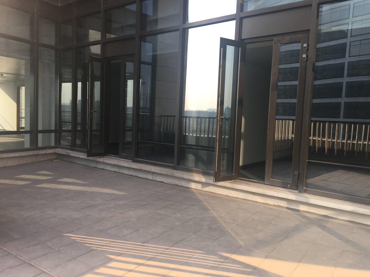 绿地汇中心徐汇 绿地汇中心 608平米 简装修