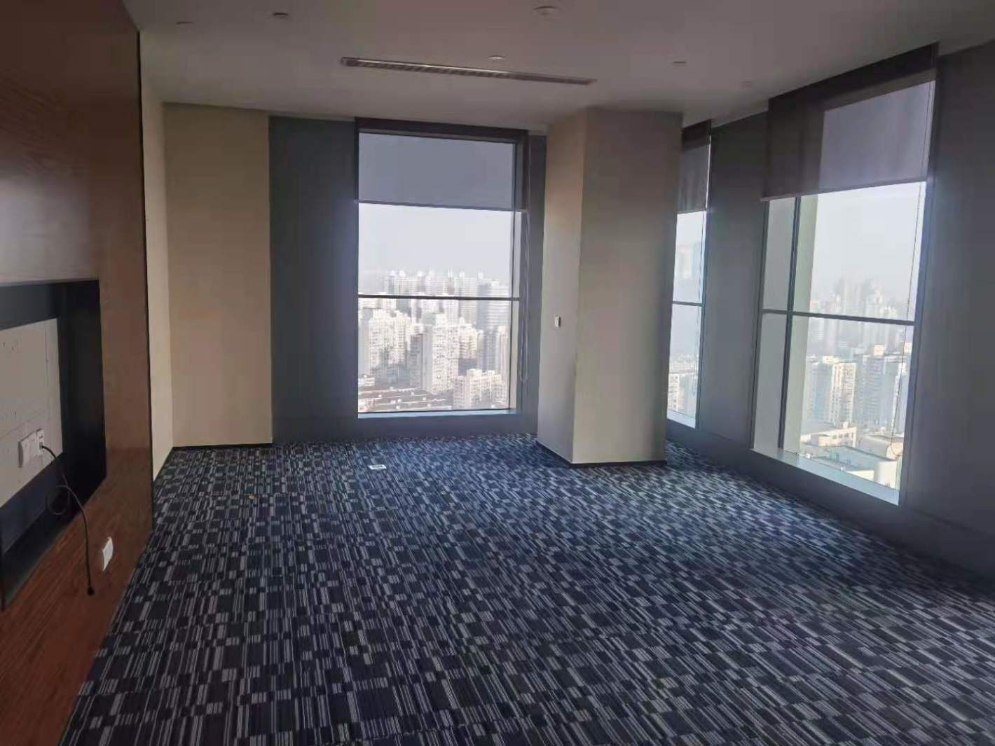 SOHO天山广场长宁 SOHO天山广场 485平米 中等装修