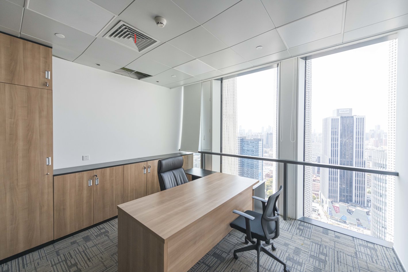 吉汇大厦（虹口SOHO）虹口 吉汇大厦（虹口SOHO） 385平米 中等装修