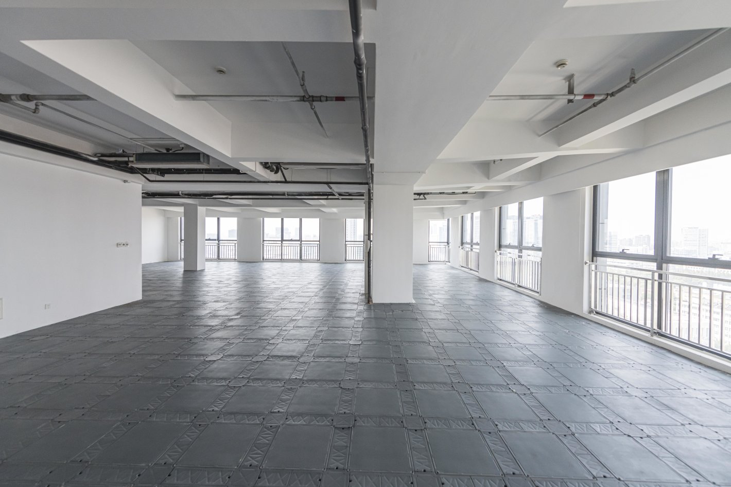 H88越虹广场徐汇 H88越虹广场 360平米 简装修