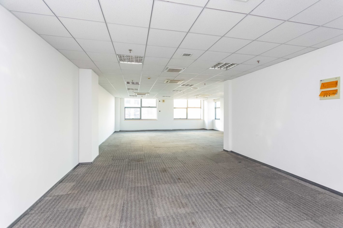 江裕大厦151平米办公室出租-租金价格3.00元/m&sup2;/天