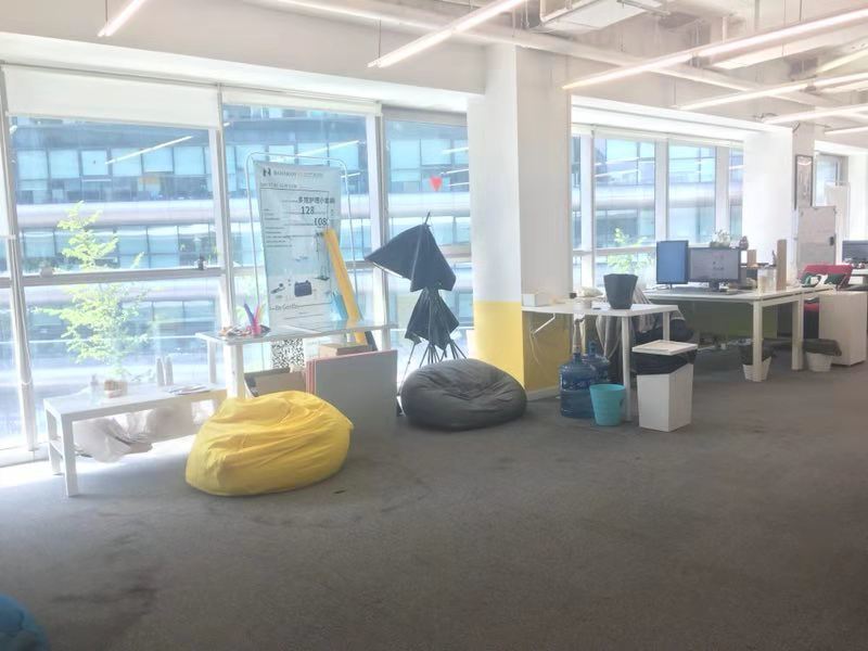 天会商务广场(凌空SOHO)长宁 天会商务广场(凌空SOHO) 259平米 中等装修