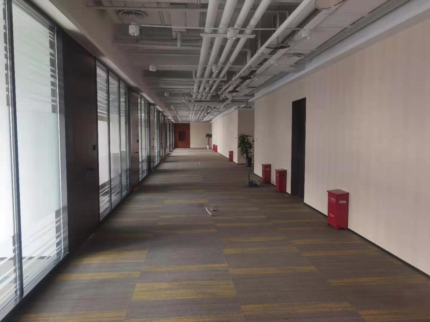 SOHO天山广场长宁 SOHO天山广场 485平米 中等装修