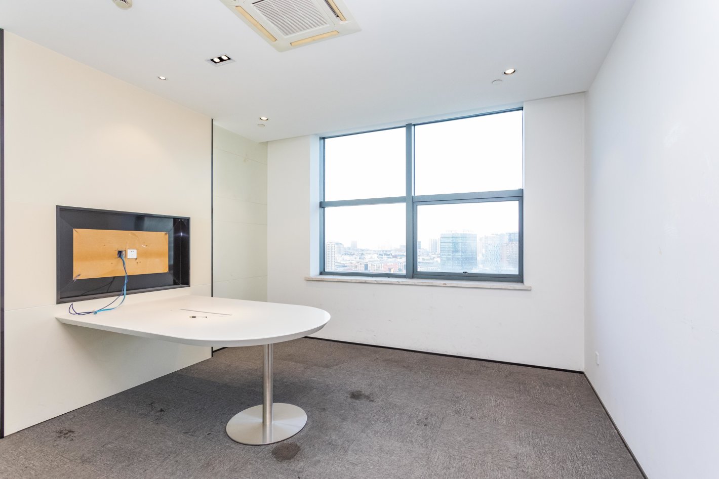 江裕大厦静安 江裕大厦 561平米 简装修