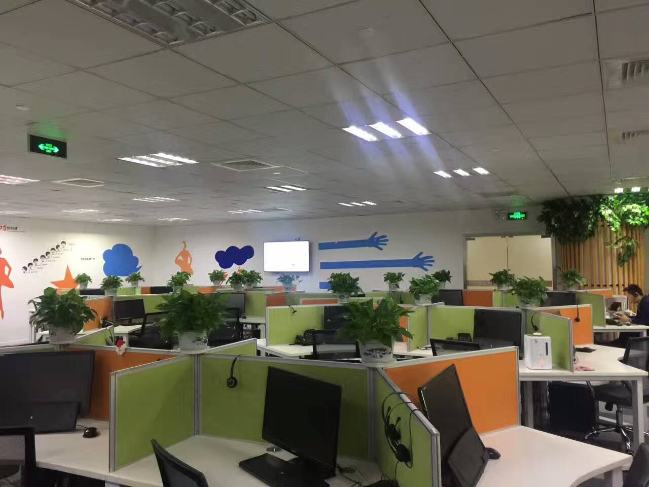 中信五牛城802平米办公室出租-租金价格4.00元/m²/天