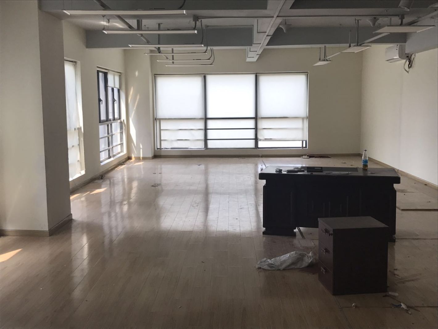 稷下商务大厦（虹口图书馆）虹口 稷下商务大厦（虹口图书馆） 170平米 精装修