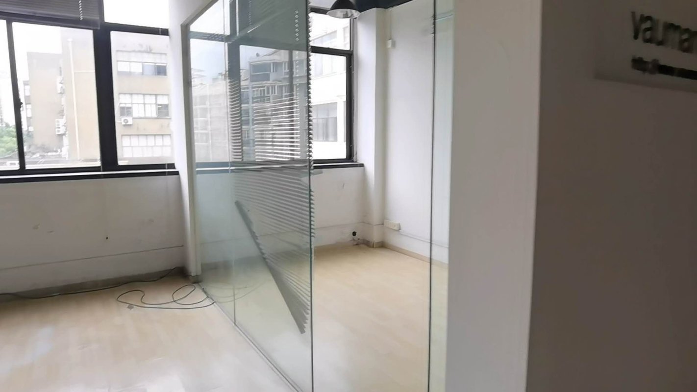 法兰桥100平米办公室出租-租金价格3.60元/m²/天