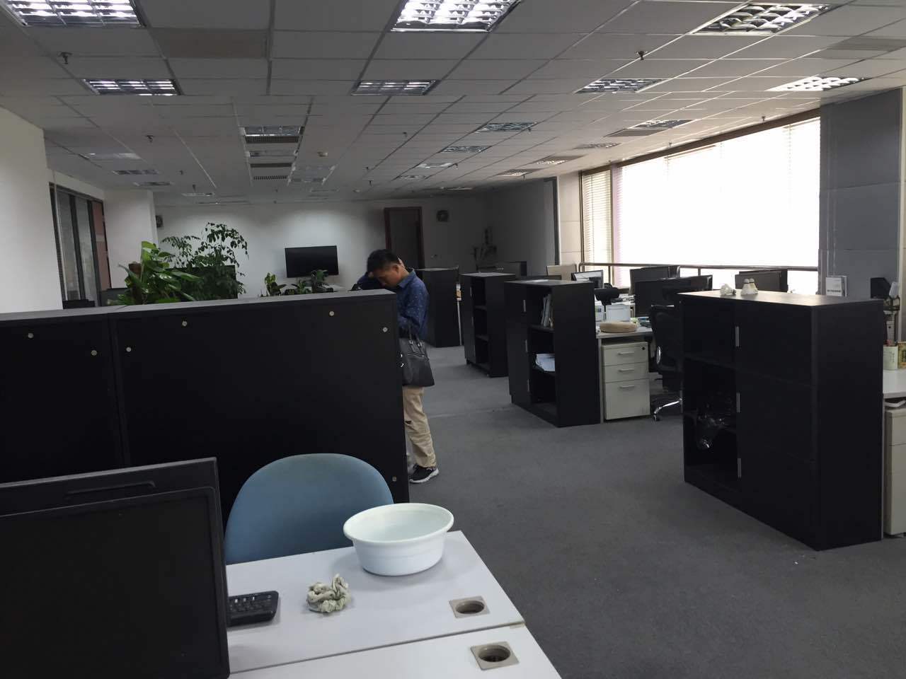 元和投资大厦虹口 元和投资大厦 188平米 中等装修