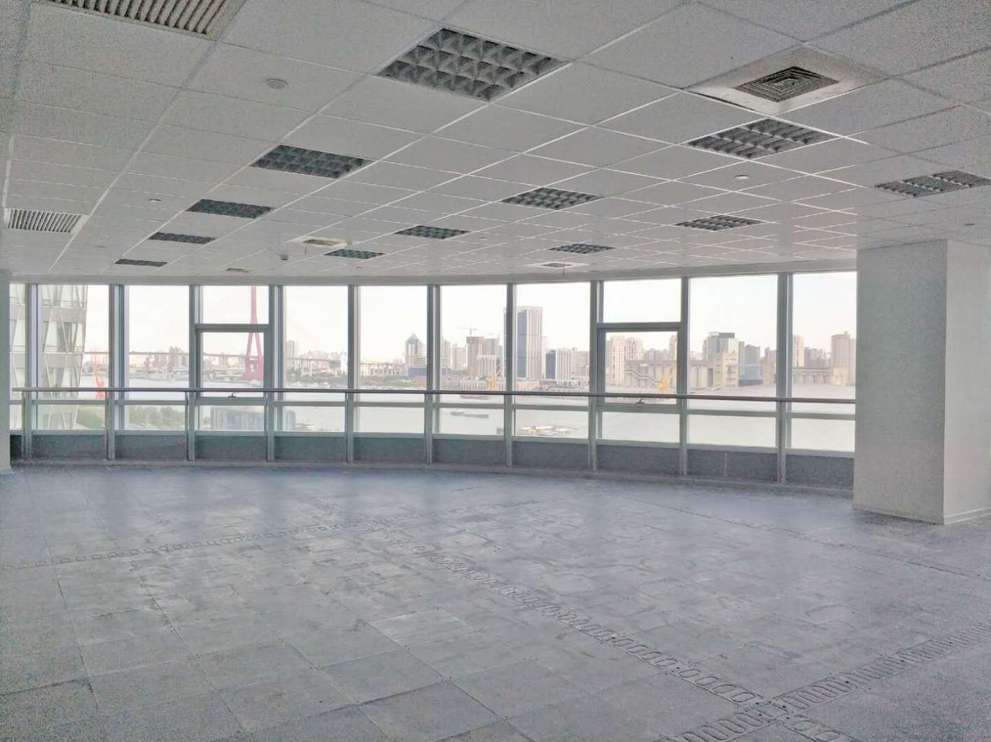 滨江国际广场杨浦 滨江国际广场 228平米 简装修