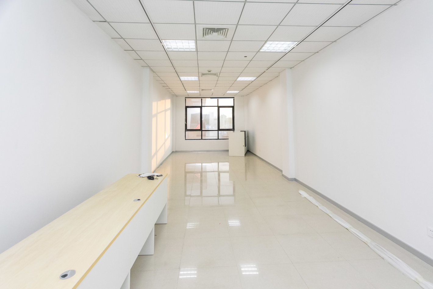 华食创意园闵行 华食创意园 80平米 精装修