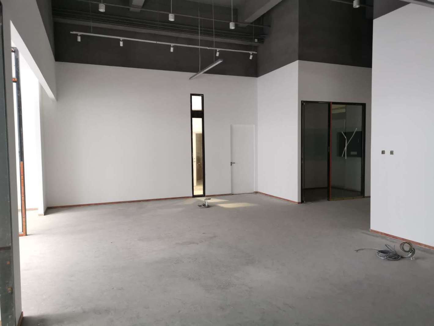 M+谊园24平米办公室出租-租金价格4.00元/m²/天