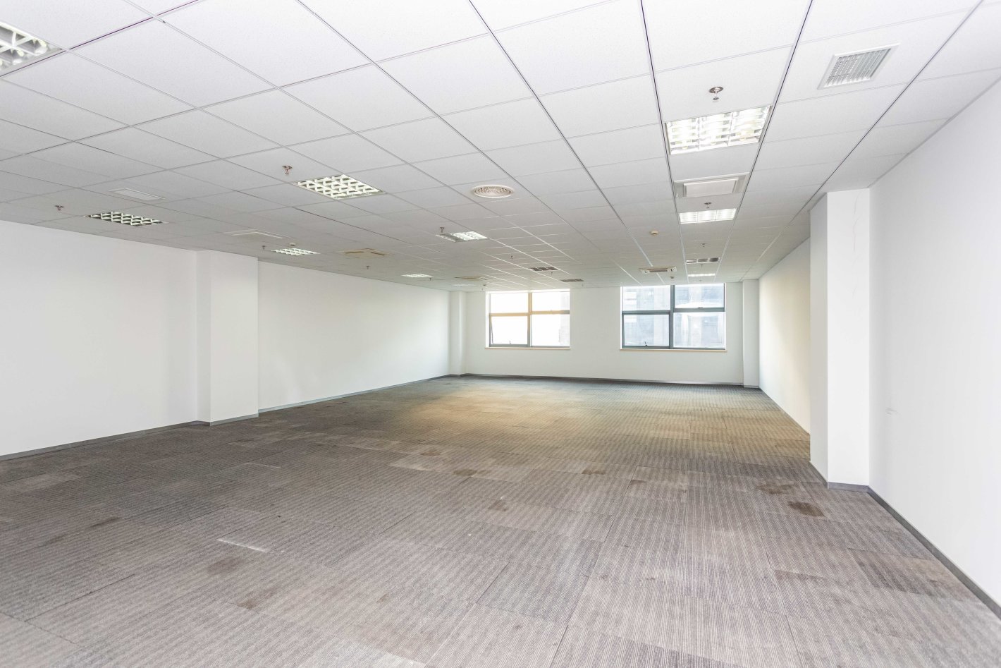 静安 江裕大厦 185平米 精装修