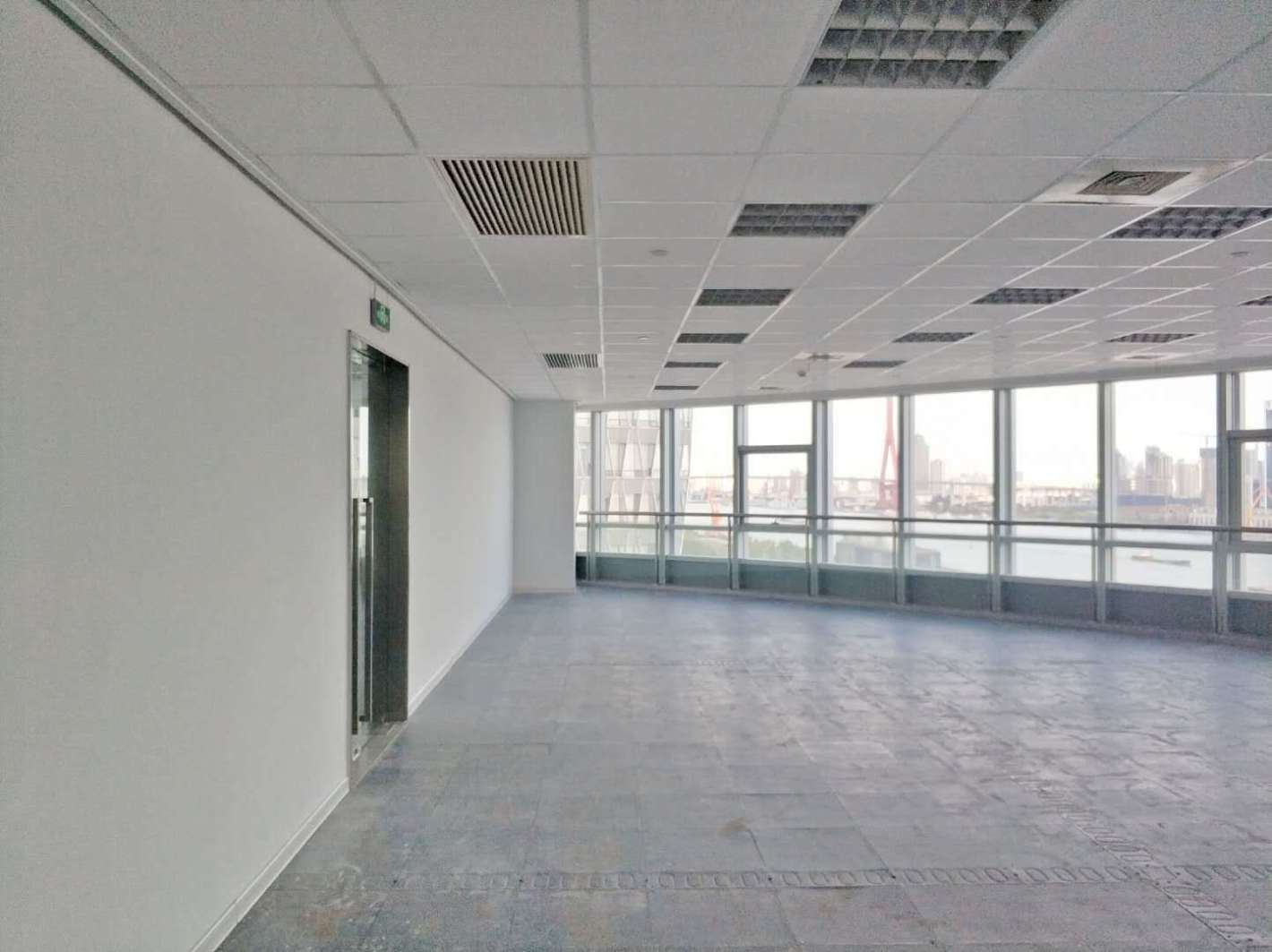 滨江国际广场杨浦 滨江国际广场 228平米 简装修