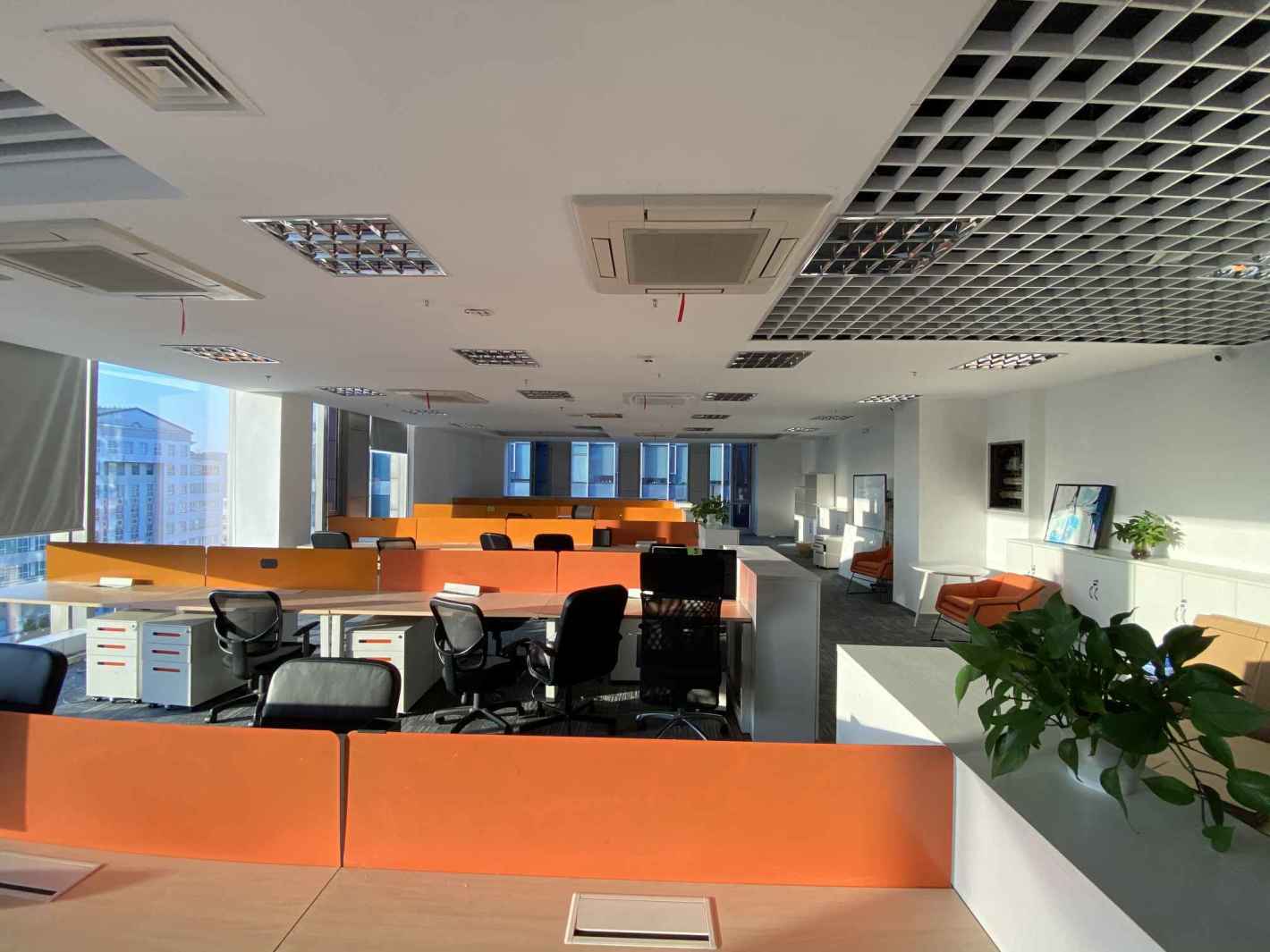 中铁中环时代广场静安 中铁中环时代广场 583平米 精装修