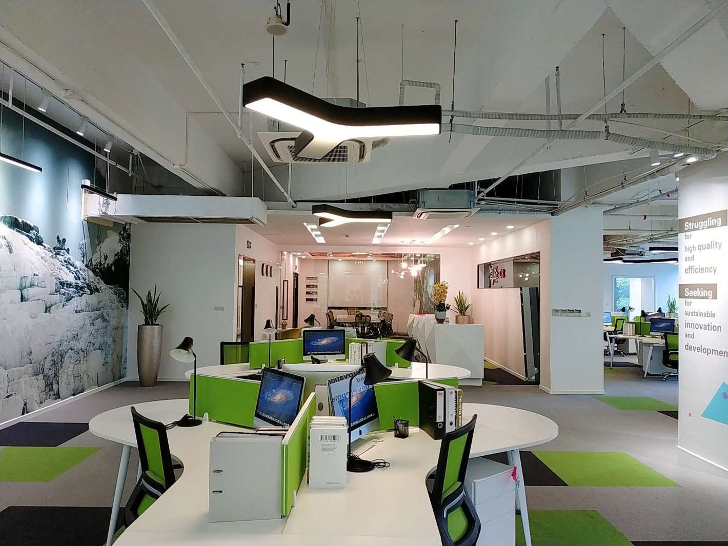 湾谷科技园523平米办公室出租-租金价格2.50元/m²/天