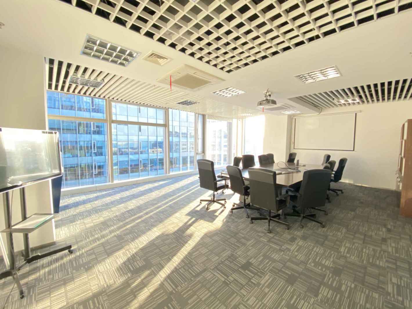 中铁中环时代广场静安 中铁中环时代广场 583平米 精装修