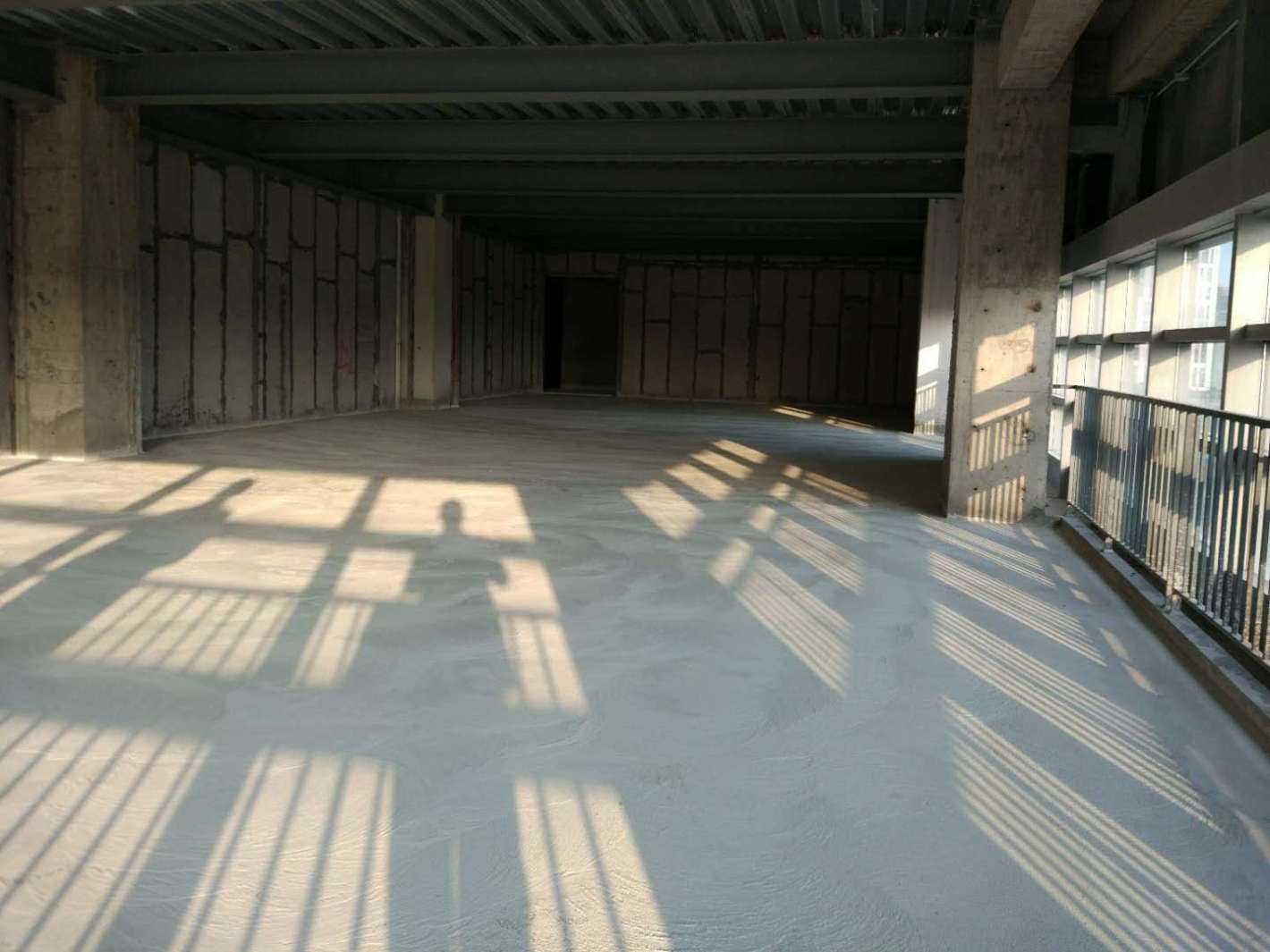 汇智园满星空间静安 汇智园满星空间 379平米 毛坯