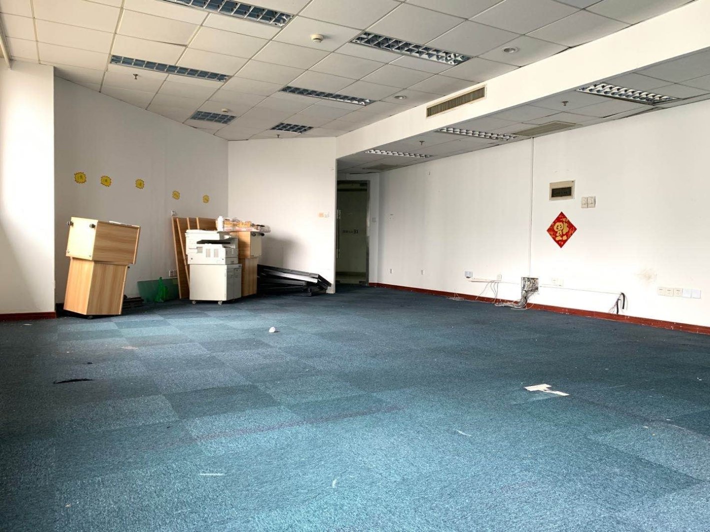 长峰中心长宁 长峰中心 268平米 简装修