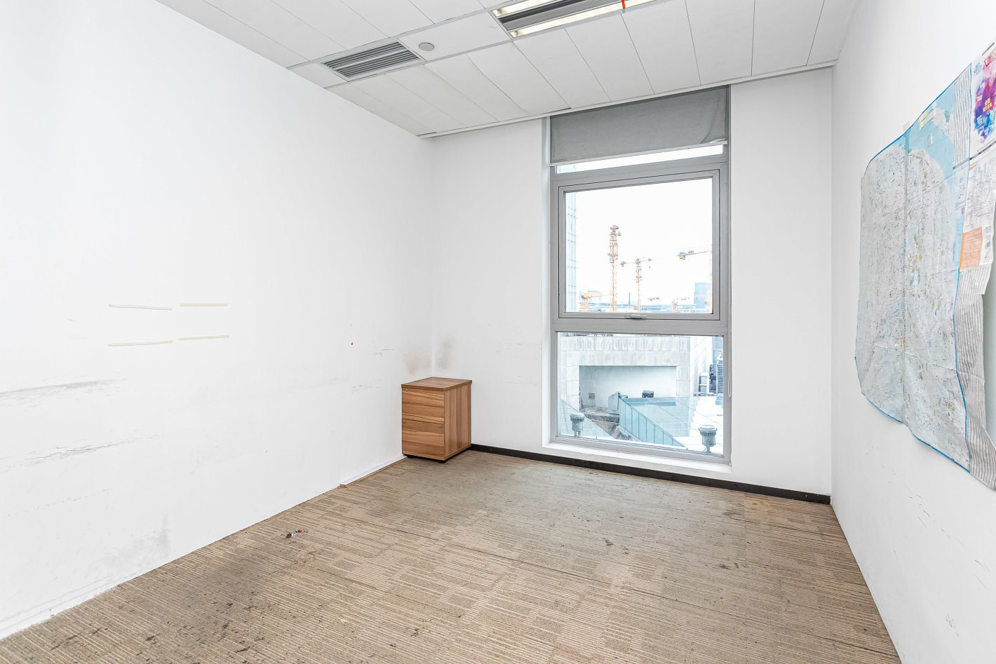 五牛控股大厦静安 五牛控股大厦 513平米 中等装修