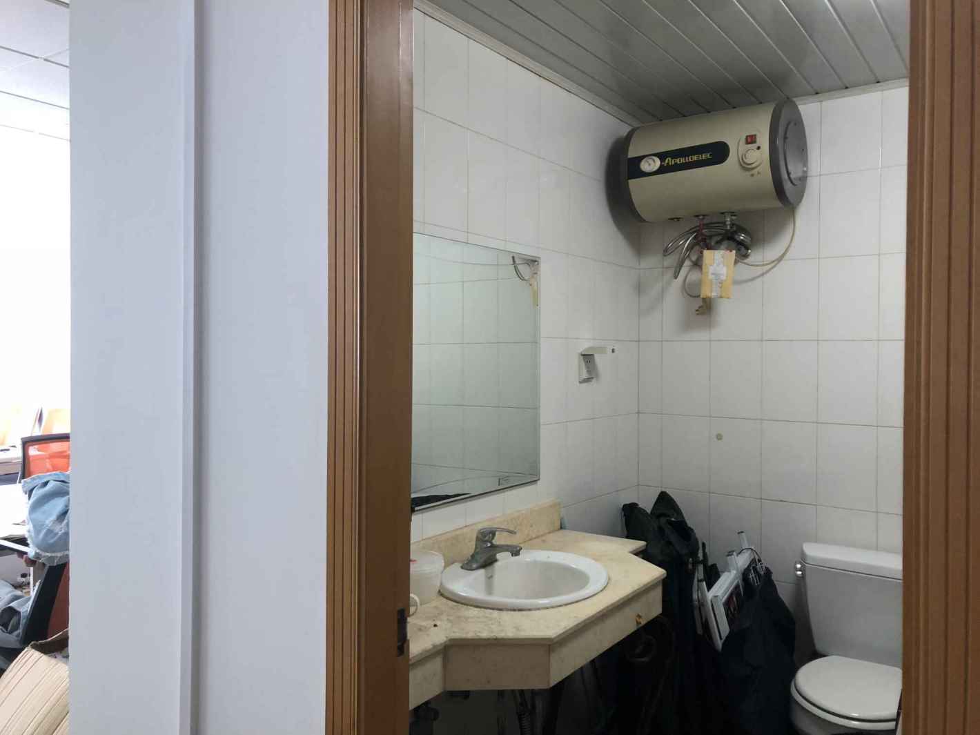 曹杨商务大厦曹杨商务大厦 近大渡河路 带装修 看房方便