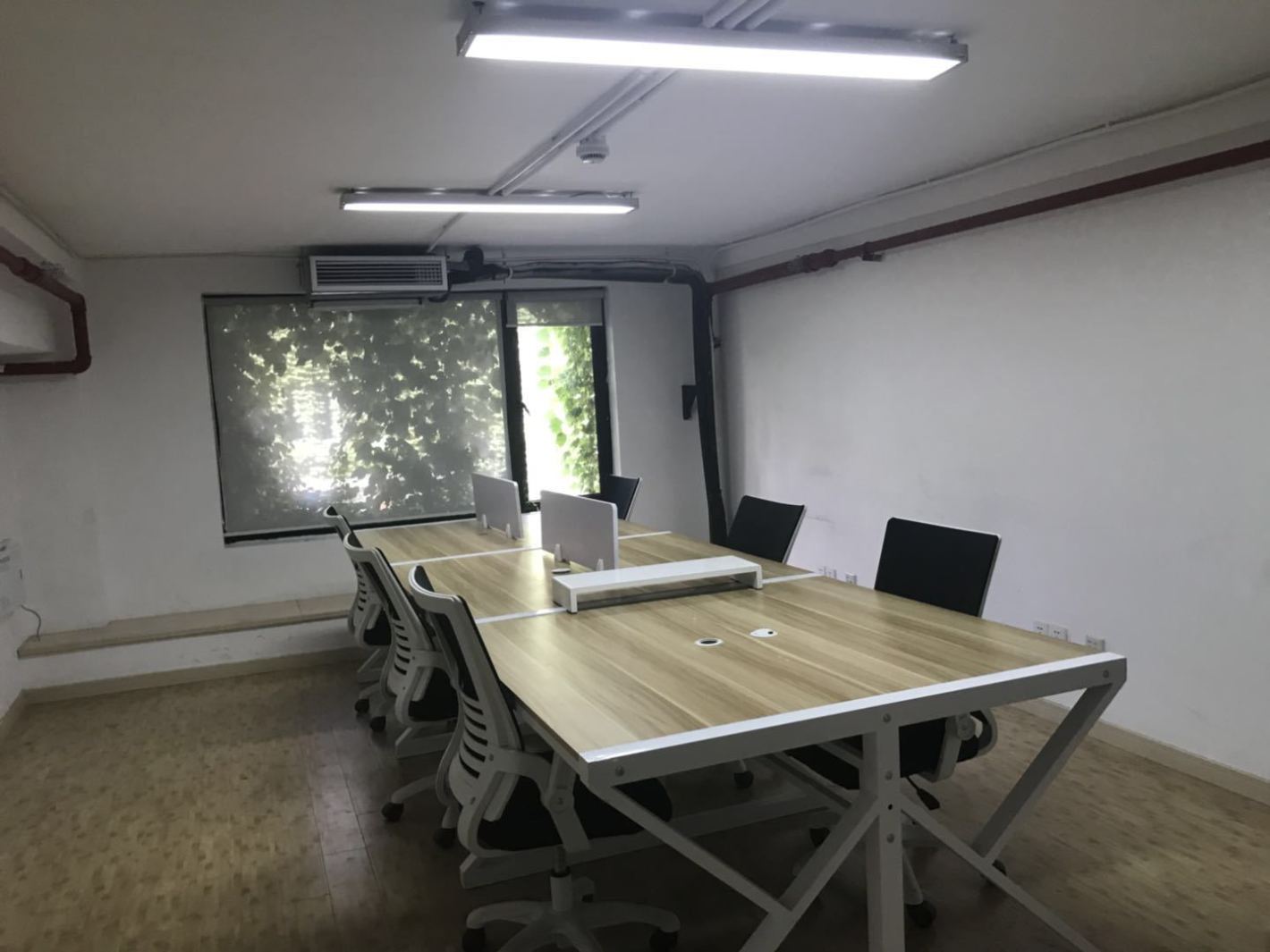 半岛湾时尚文化创意产业园虹口 半岛湾时尚文化创意产业园 36平米 简装修