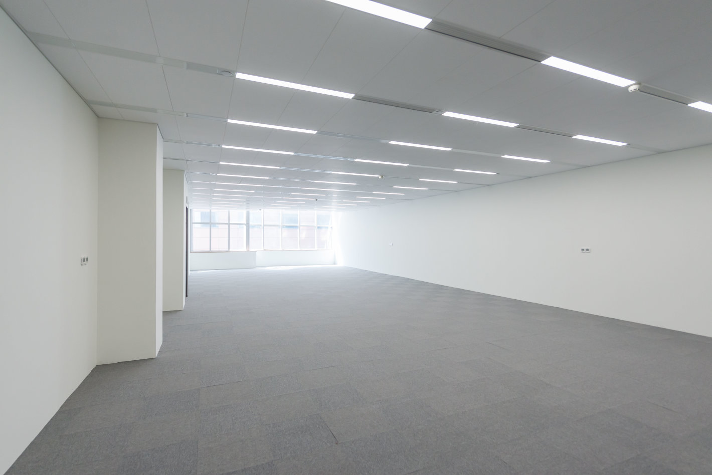 腾飞元创大厦280平米办公室出租-租金价格8.62元/m²/天