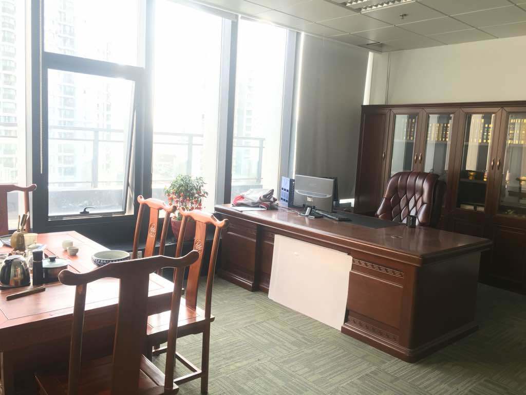 普陀 汇融大厦 137平米 精装修