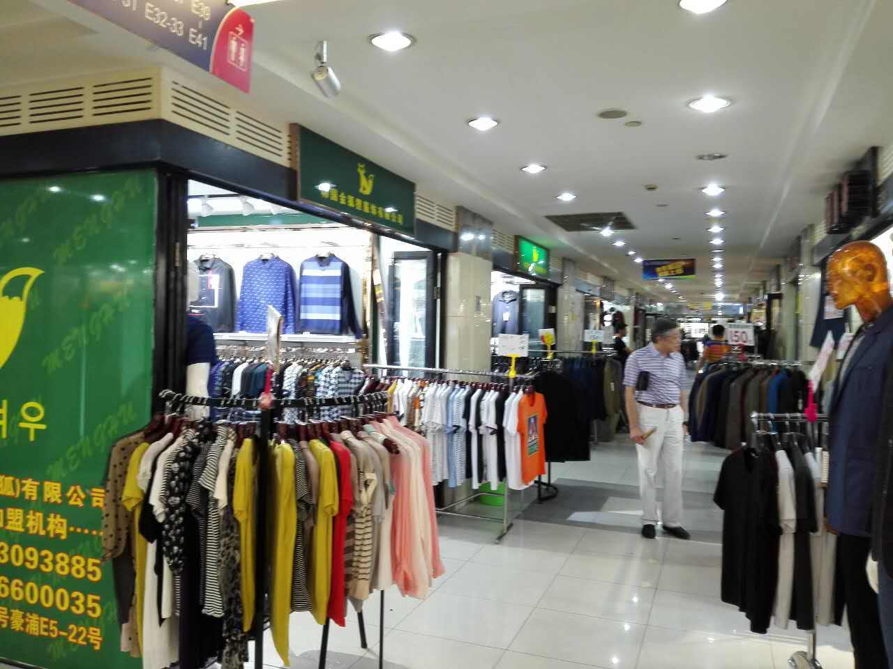 豪浦服装批发市场137平米办公室出租-租金价格6.00元/m²/天
