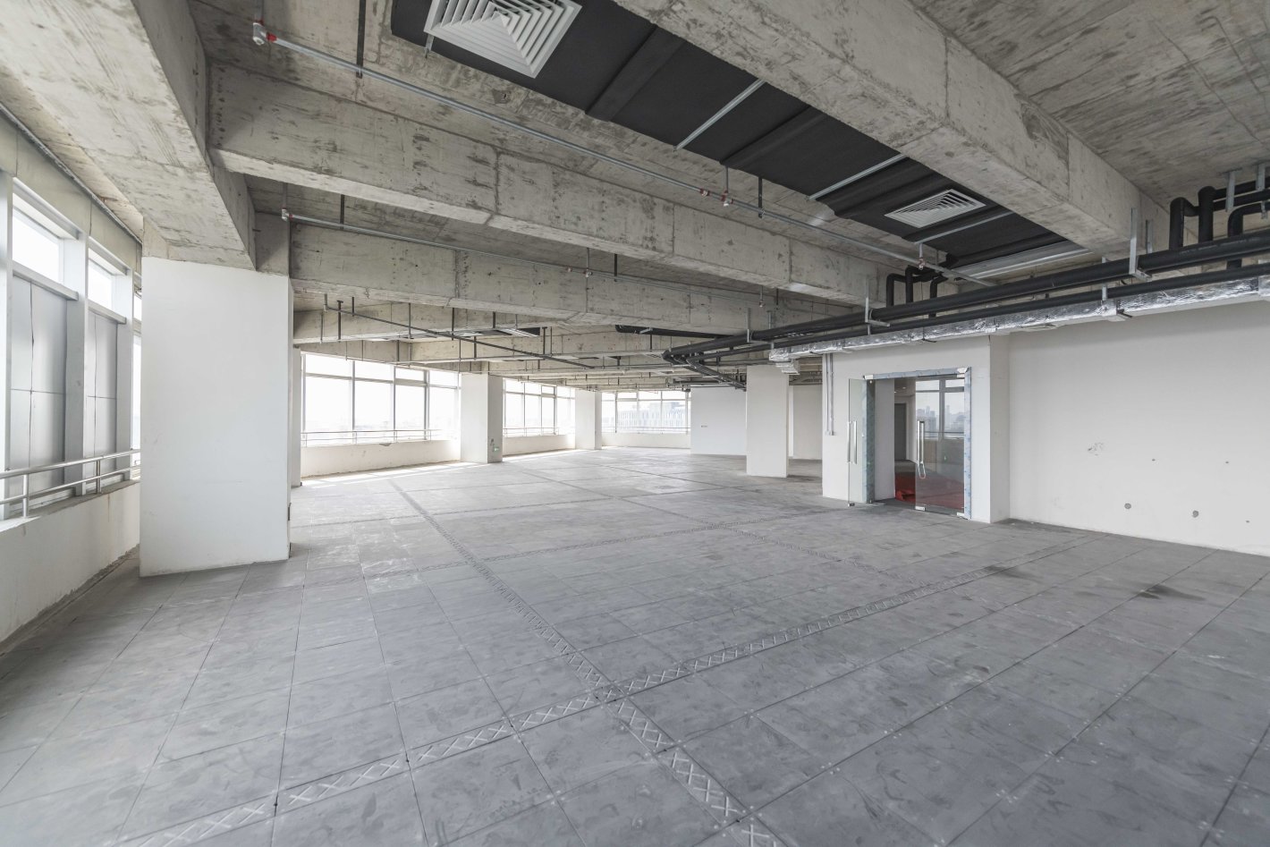 建滔商业广场长宁 建滔商业广场 641平米 简装修