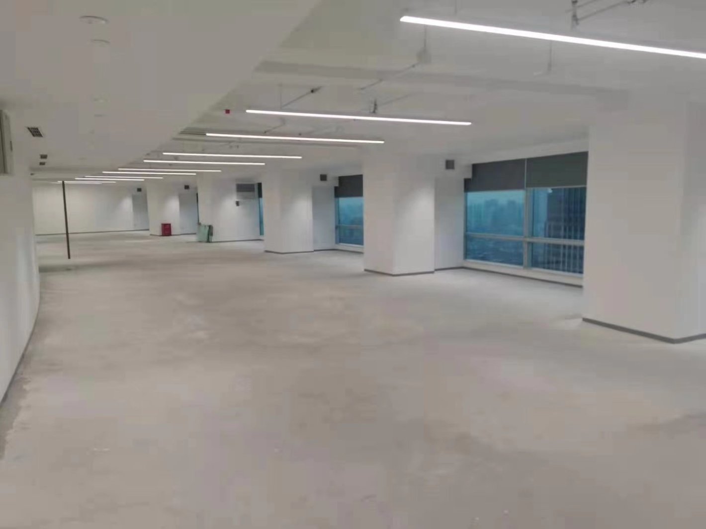 中港汇黄浦(原长城金融大厦)黄浦 中港汇黄浦(原长城金融大厦) 203平米 简装修