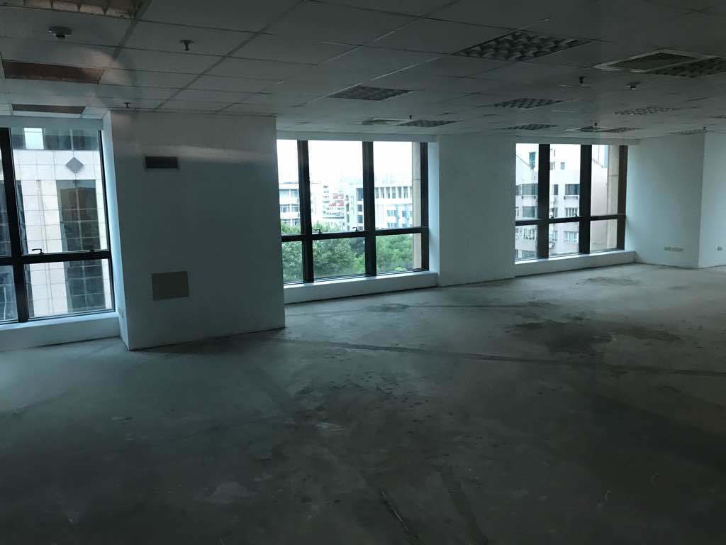 远东国际广场349平米办公室出租-租金价格3.80元/m²/天