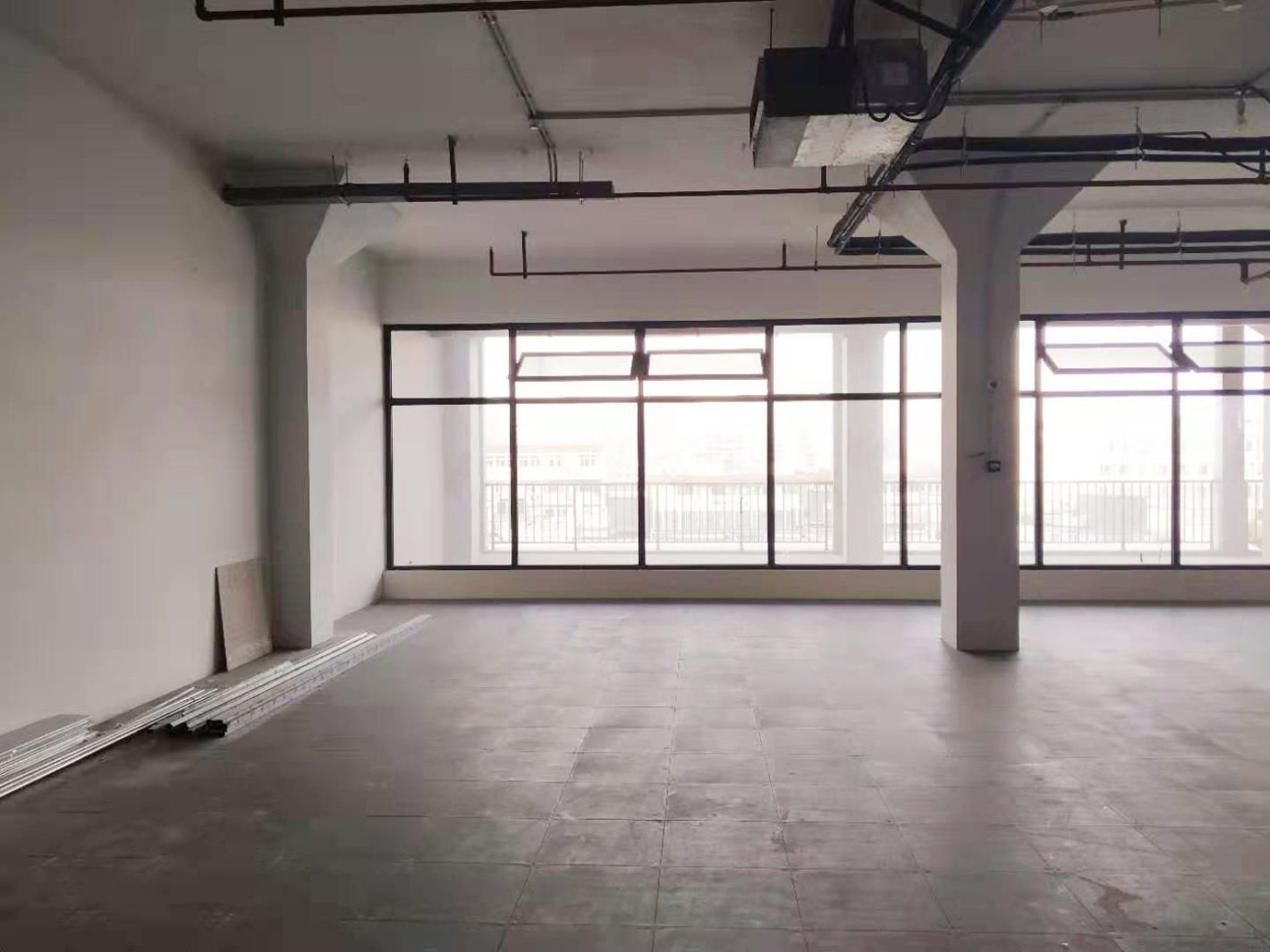 宝山新业坊源创宝山 宝山新业坊源创 1483平米 毛坯