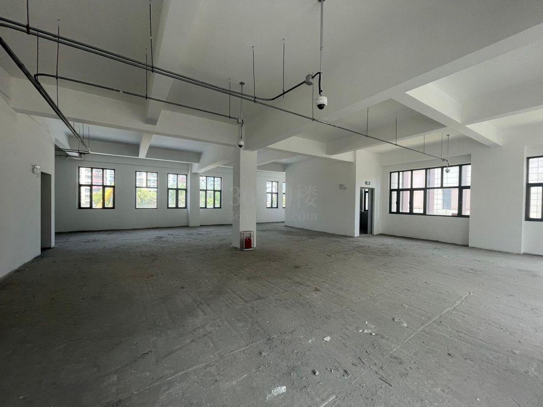 张江ACGTPark343平米办公室出租-租金价格5.80元/m²/天