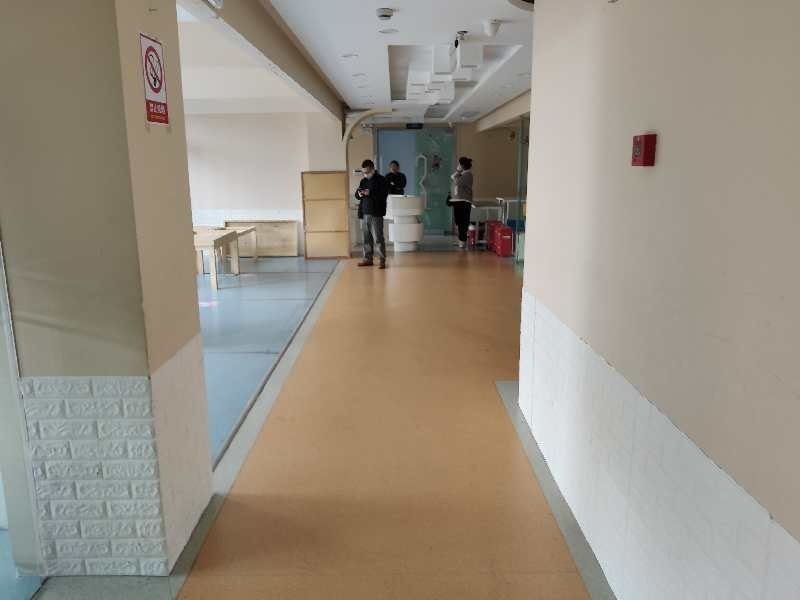 申菱大厦古北路　茅台路　330平适合教育培训　空调24小时