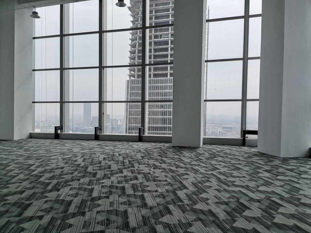 绿地缤纷城（绿地中心二期）徐汇 绿地缤纷城（绿地中心二期） 85平米 简装修