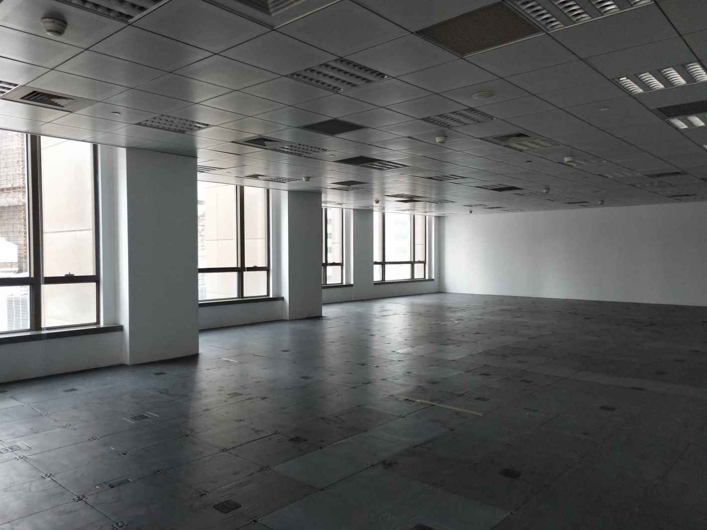 嘉地中心472平米办公室出租-租金价格8.50元/m²/天