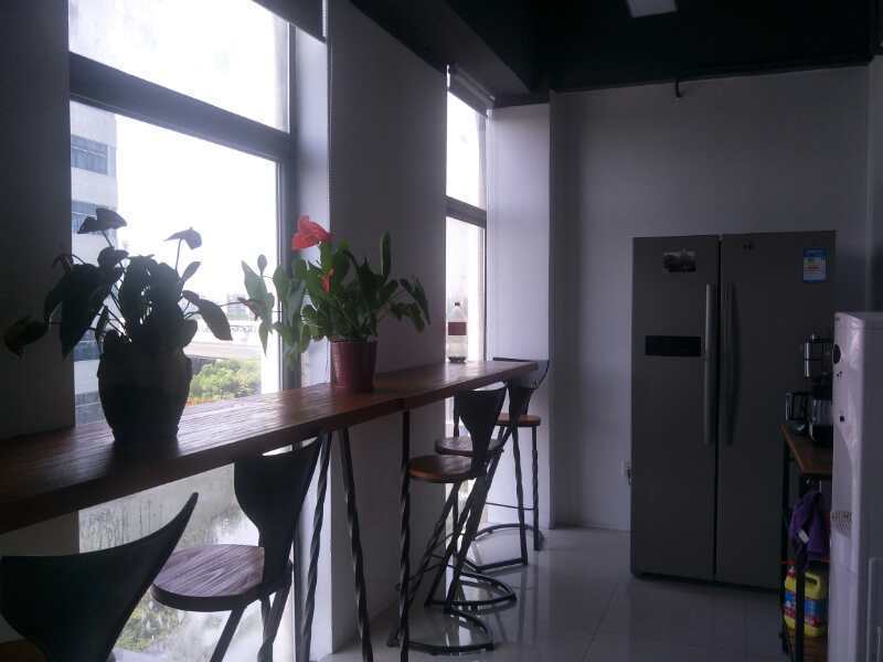 大宁中心广场静安 大宁中心广场 1077平米 简装修