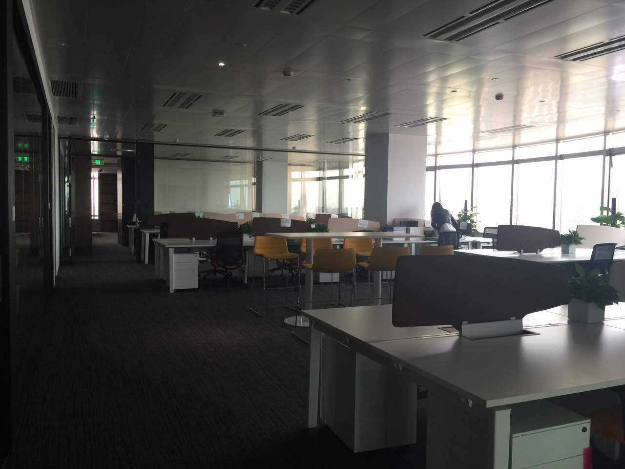 世界贸易大厦黄浦 世界贸易大厦 155平米 简装修