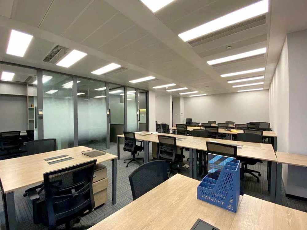 港汇恒隆广场徐汇 港汇恒隆广场 145平米 简装修