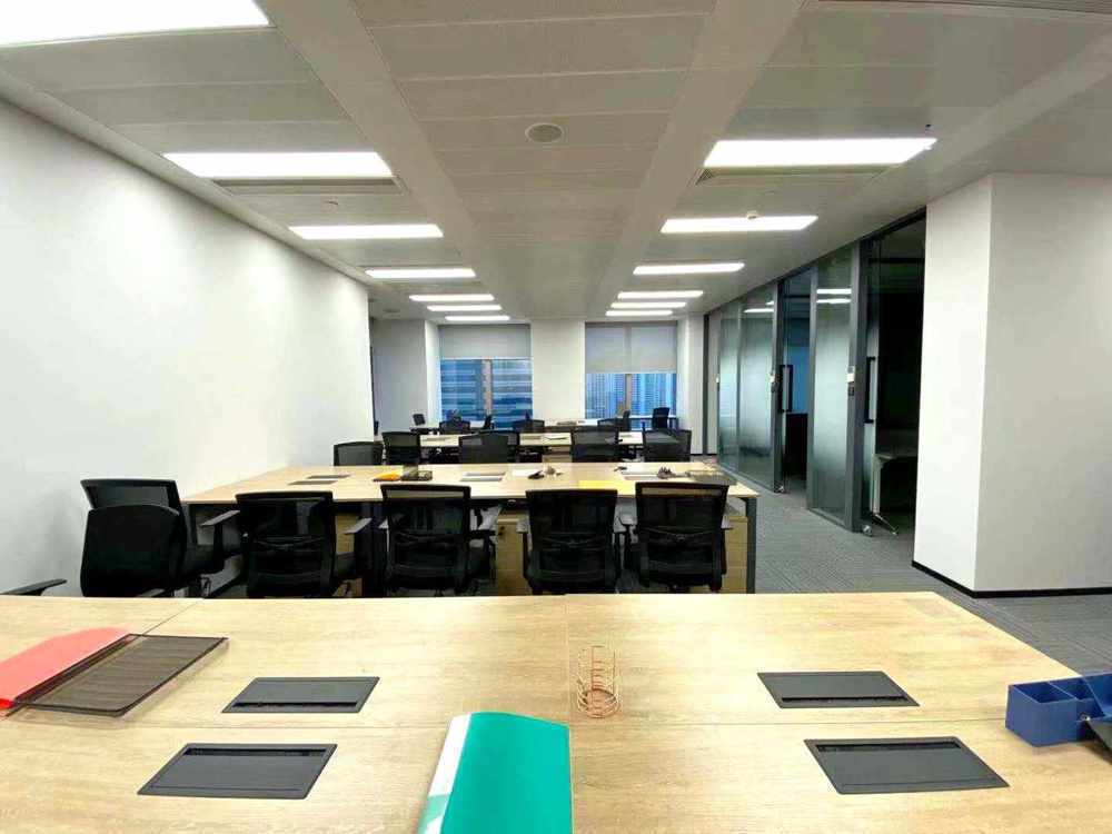 港汇恒隆广场徐汇 港汇恒隆广场 145平米 简装修