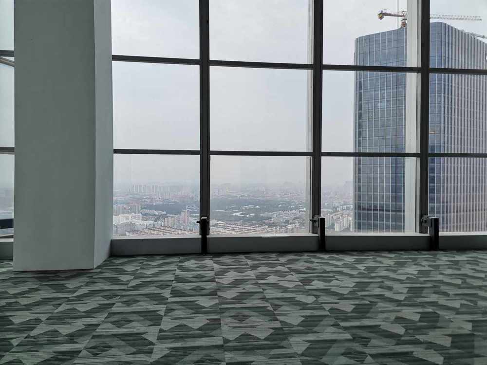 绿地缤纷城（绿地中心二期）徐汇 绿地缤纷城（绿地中心二期） 85平米 简装修