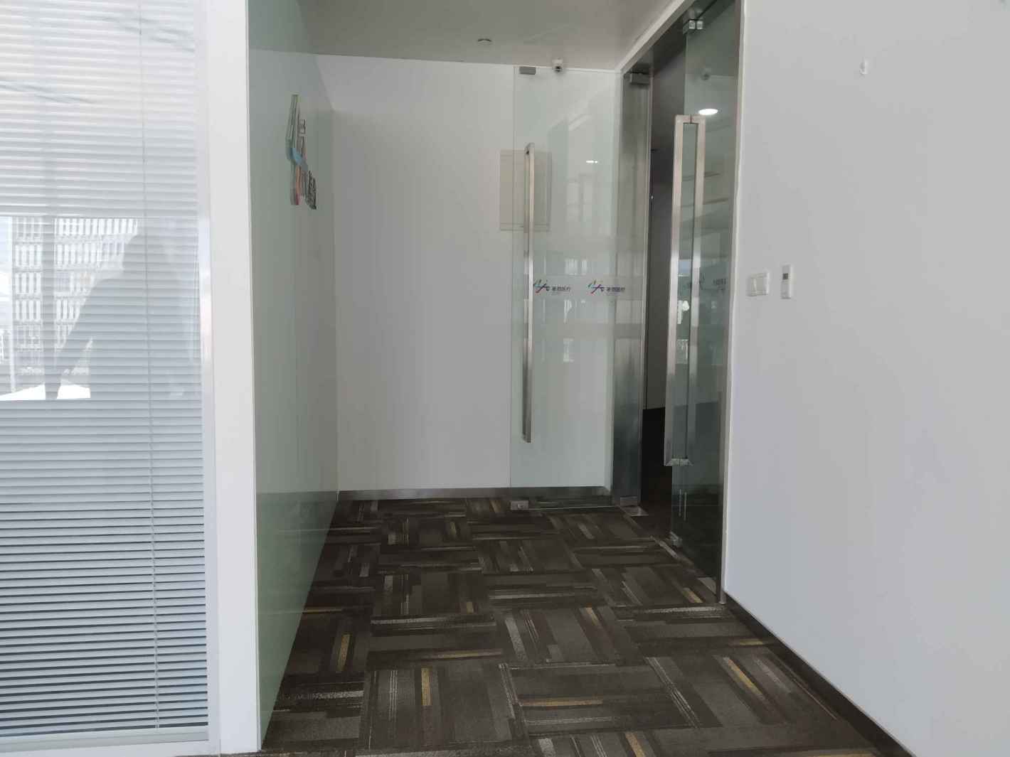 绿地海外滩中心 绿地海外滩中心黄浦 201平米 精装修