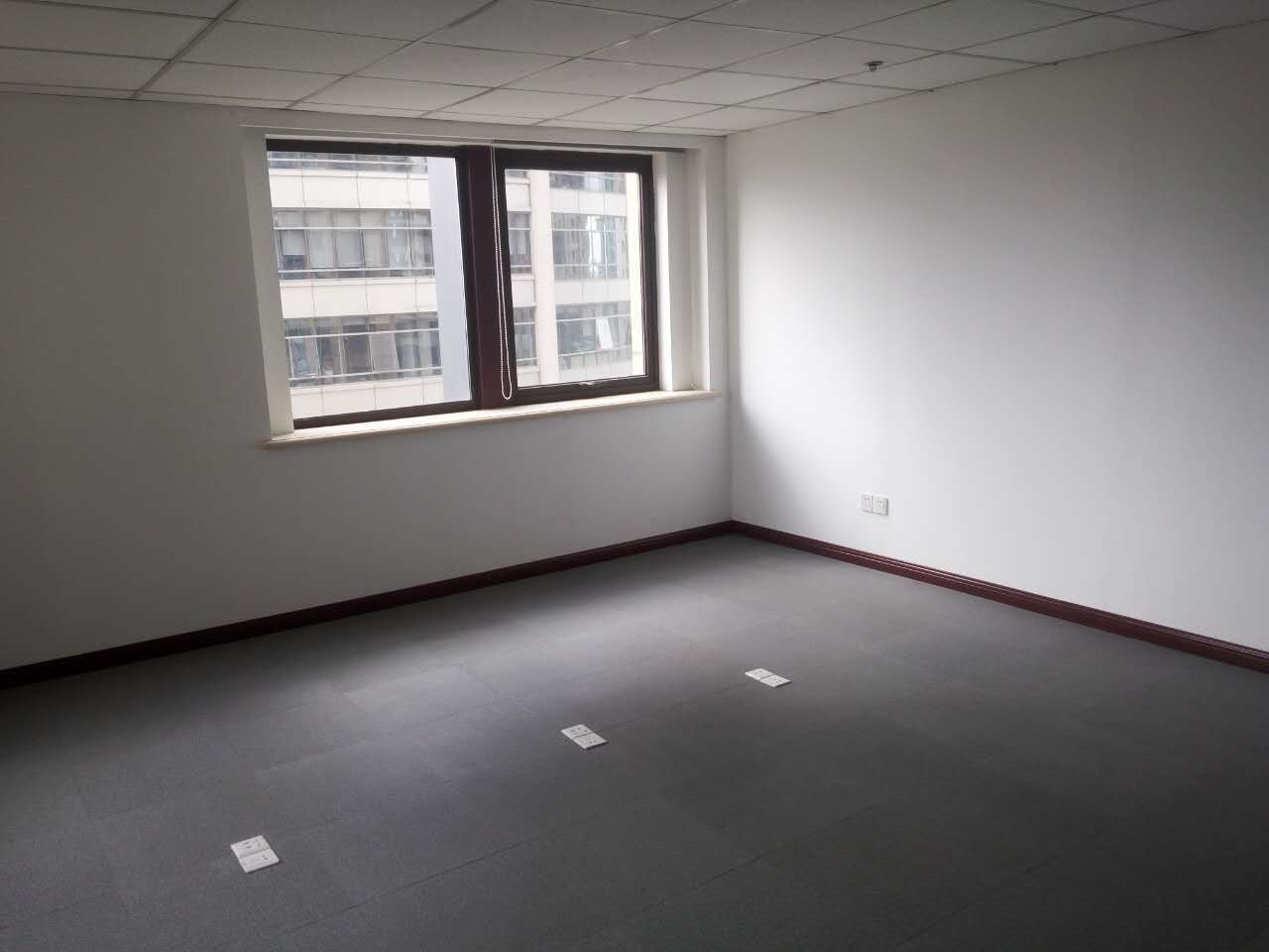 柳林大厦60平米办公室出租-租金价格6.08元/m²/天