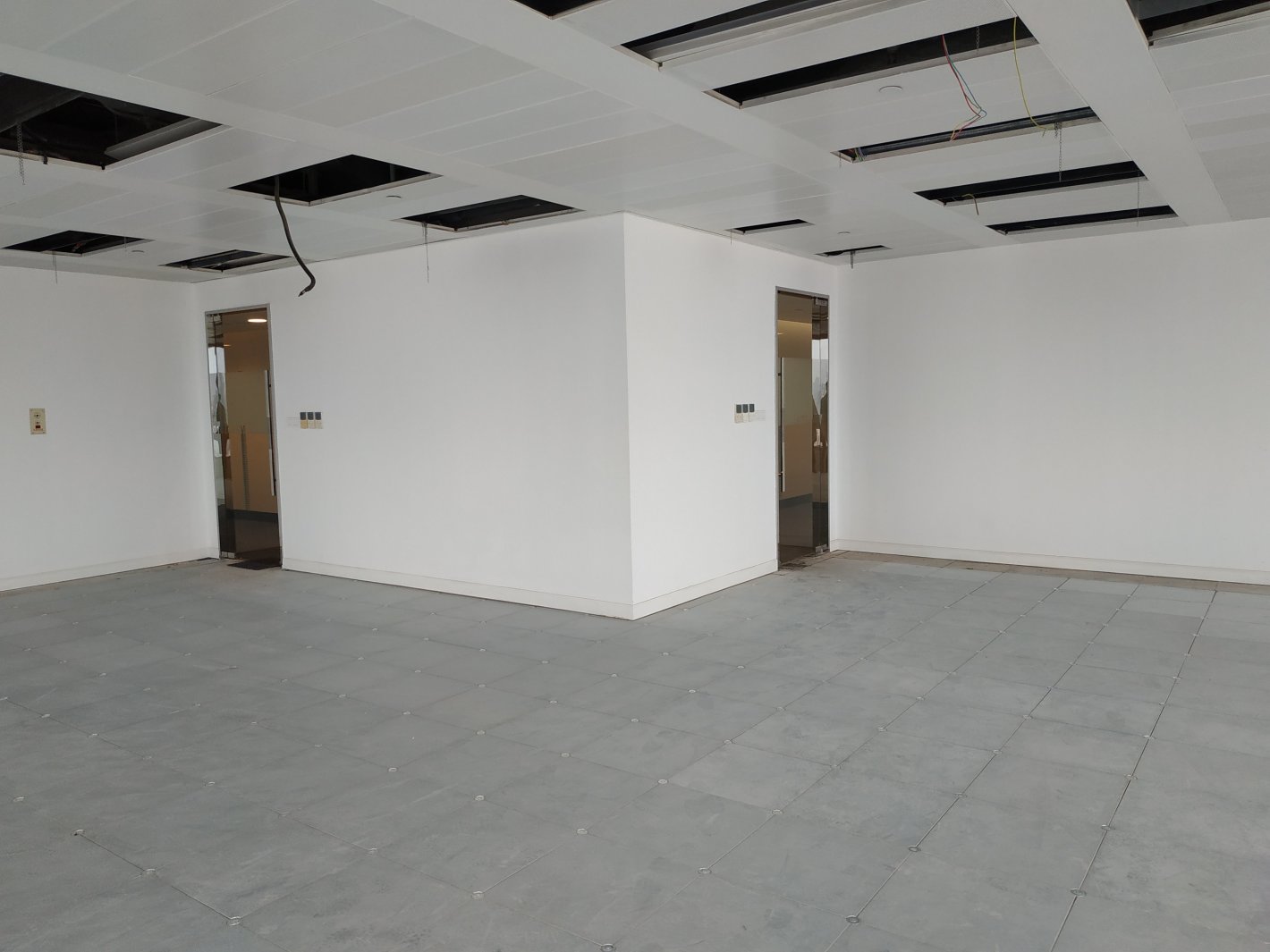 港汇恒隆广场徐汇 港汇恒隆广场 619平米 简装修